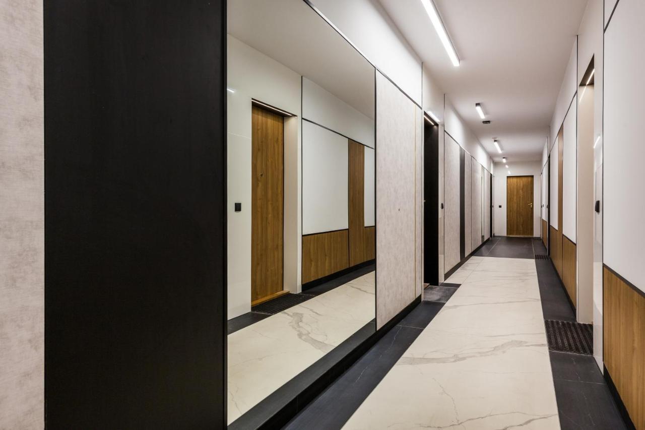 גדינייה Plac Unii Aquamarine Premium Apartment מראה חיצוני תמונה