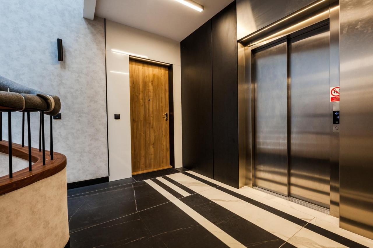 גדינייה Plac Unii Aquamarine Premium Apartment מראה חיצוני תמונה